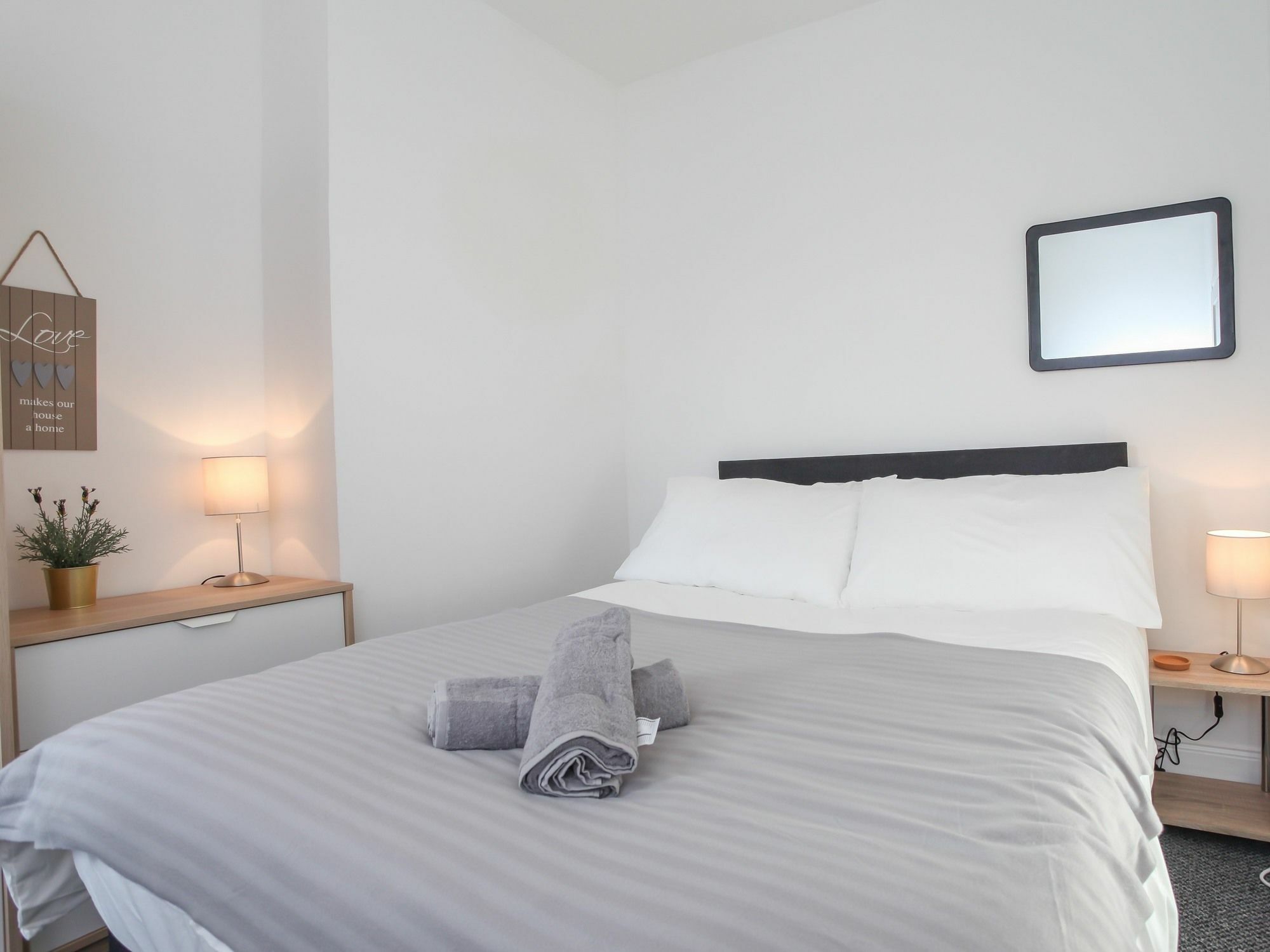 Kingston Serviced Accommodation - Donegall Avenue 벨파스트 외부 사진