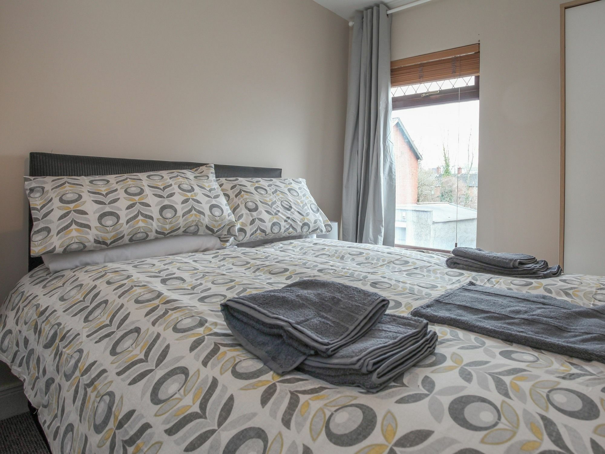Kingston Serviced Accommodation - Donegall Avenue 벨파스트 외부 사진
